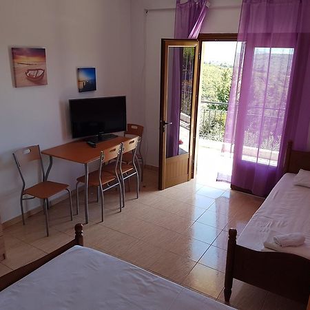 Vila Melpo Apartments Ilias Экстерьер фото