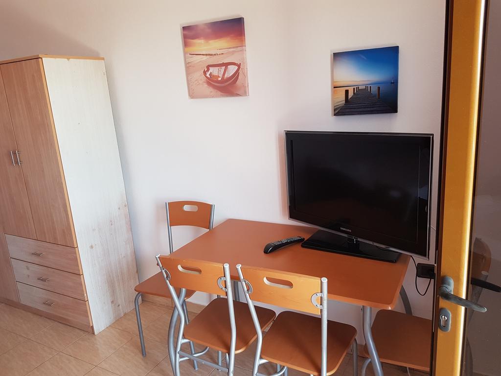 Vila Melpo Apartments Ilias Экстерьер фото